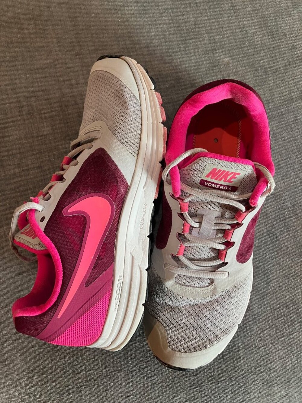 Nike Zoom Vomero 8 Pink Burgundy Running Sneakers Women’s 9.5 Retro Y2K - Picture 14 of 14